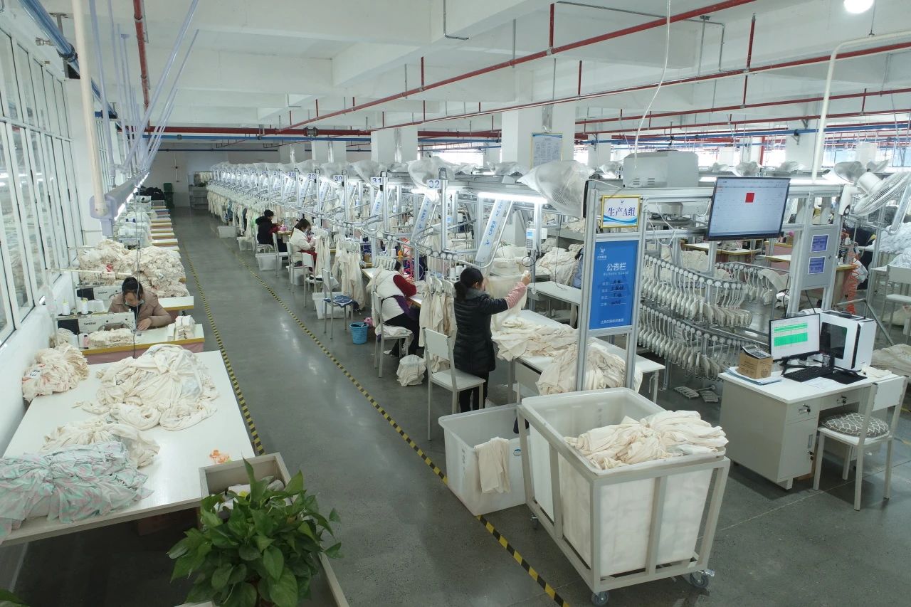 德安 首位产业精心“织”造劲头足 互联网销售成新引擎